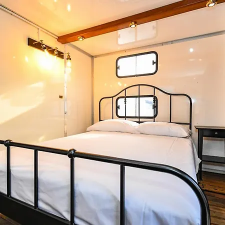 Bådhotel Houseboat Manerba