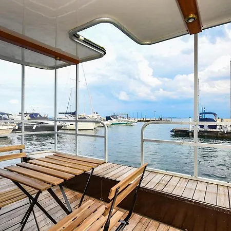 Bådhotel Houseboat Manerba