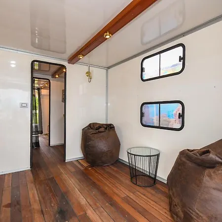 Bådhotel Houseboat Manerba Manerba del Garda