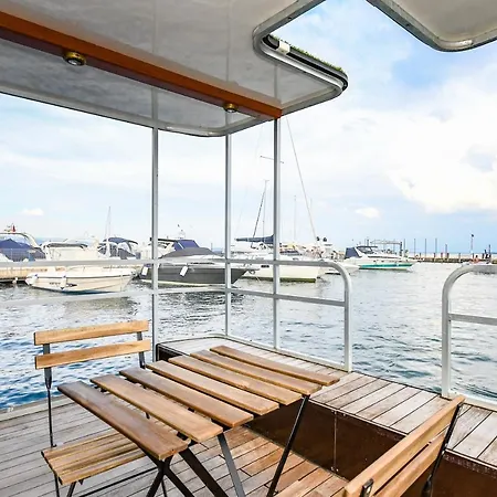 Houseboat Manerba *